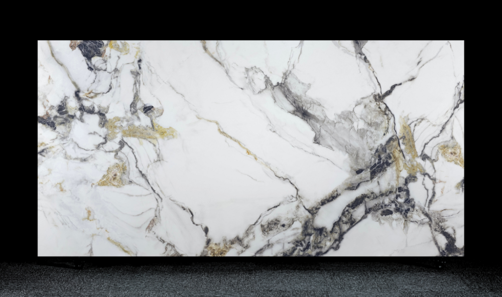 TD400 Bianco Luxe full slab polished quartz stone with dramatic black and gold marble-look veining